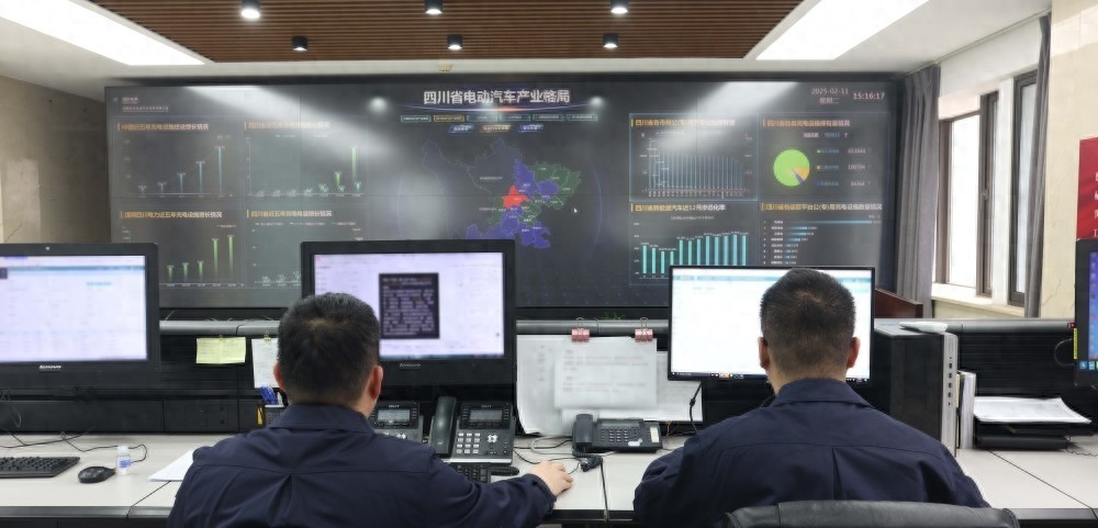 电动汽车充电优化_汽车充电方案_电力汽车的充电时间及其优化方法