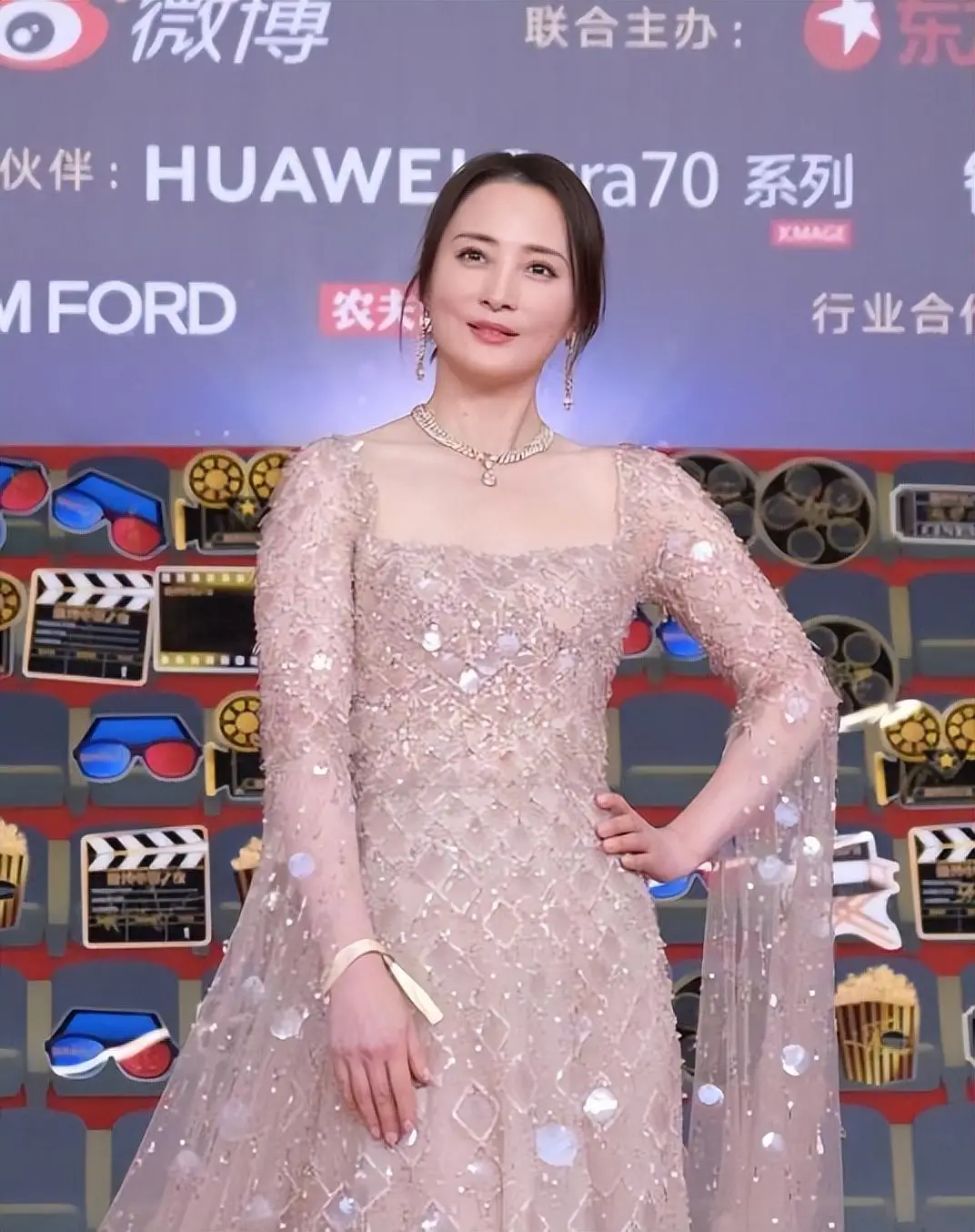 巩俐艺术照片_巩俐的魅力与艺术风采_巩俐的魅力